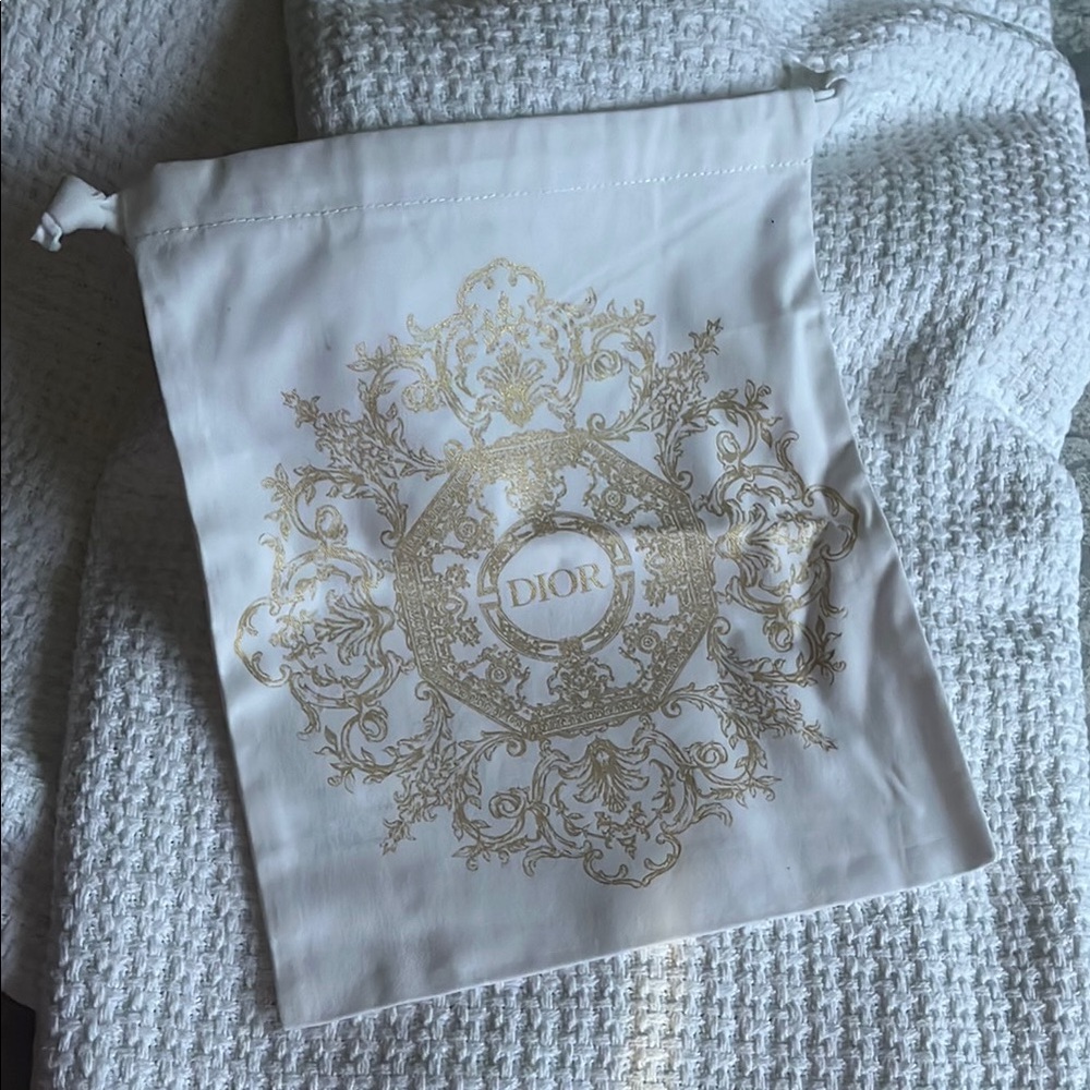 Christian Dior White Gold Drawstring Pouch Dust Bag 9x10 Authentic Decor